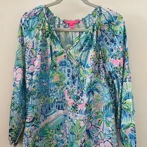 Lilly Pulitzer Tunic, Size Small. 100% Rayon.